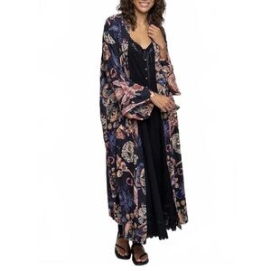 Natural life Camila Kimono S/M Black Motif coverup